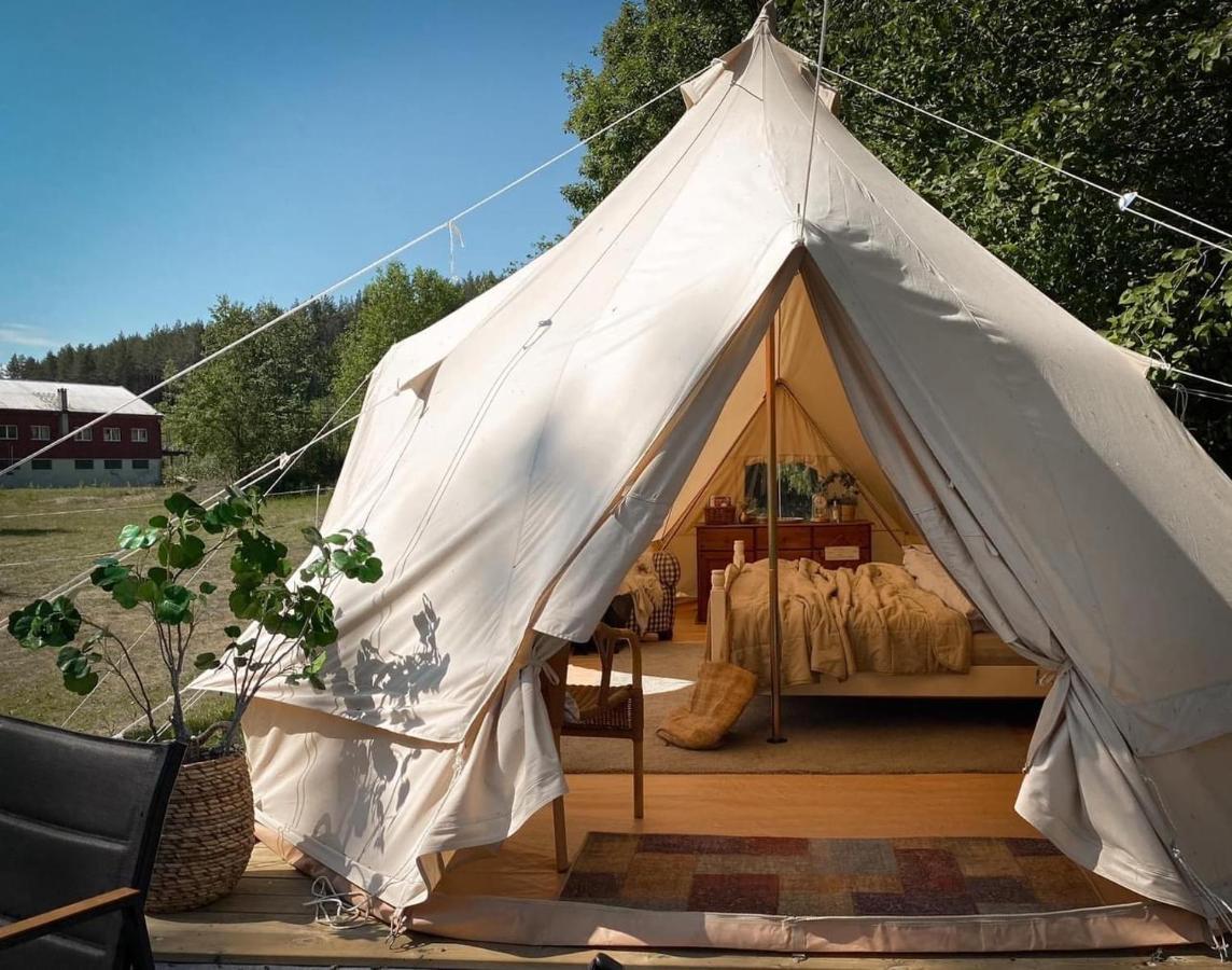 Idyllisk Glamping Rett Ved Elven Hotel Skien Exterior photo