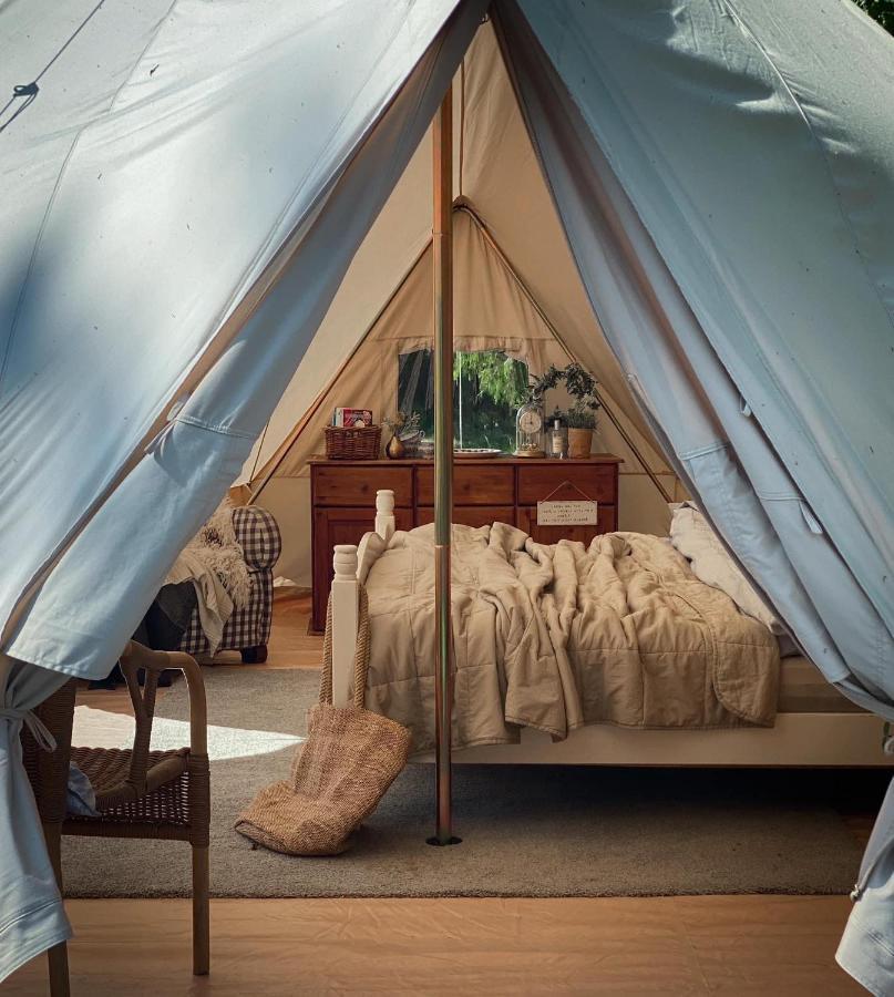 Idyllisk Glamping Rett Ved Elven Hotel Skien Exterior photo
